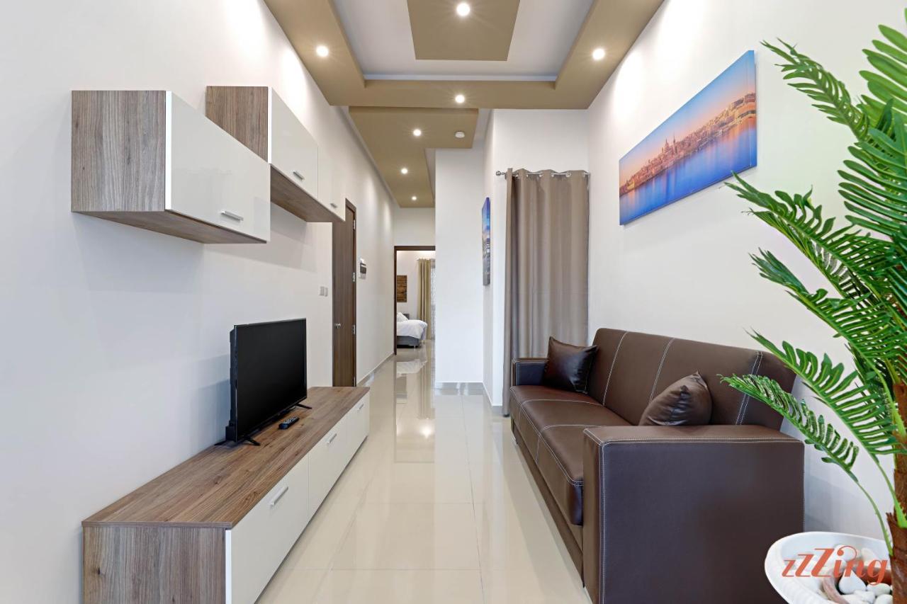Luxurious Duplex Seafront Apt W Amazing Sea Views Birżebbuġa Buitenkant foto